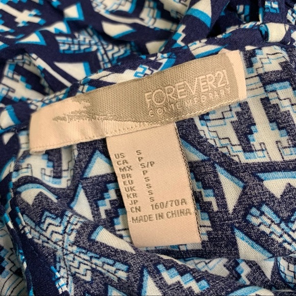 F21 Contemporary Geo Print Wide-Leg Jumpsuit With Tie Waist Blue Size Small - Picture 10 of 11